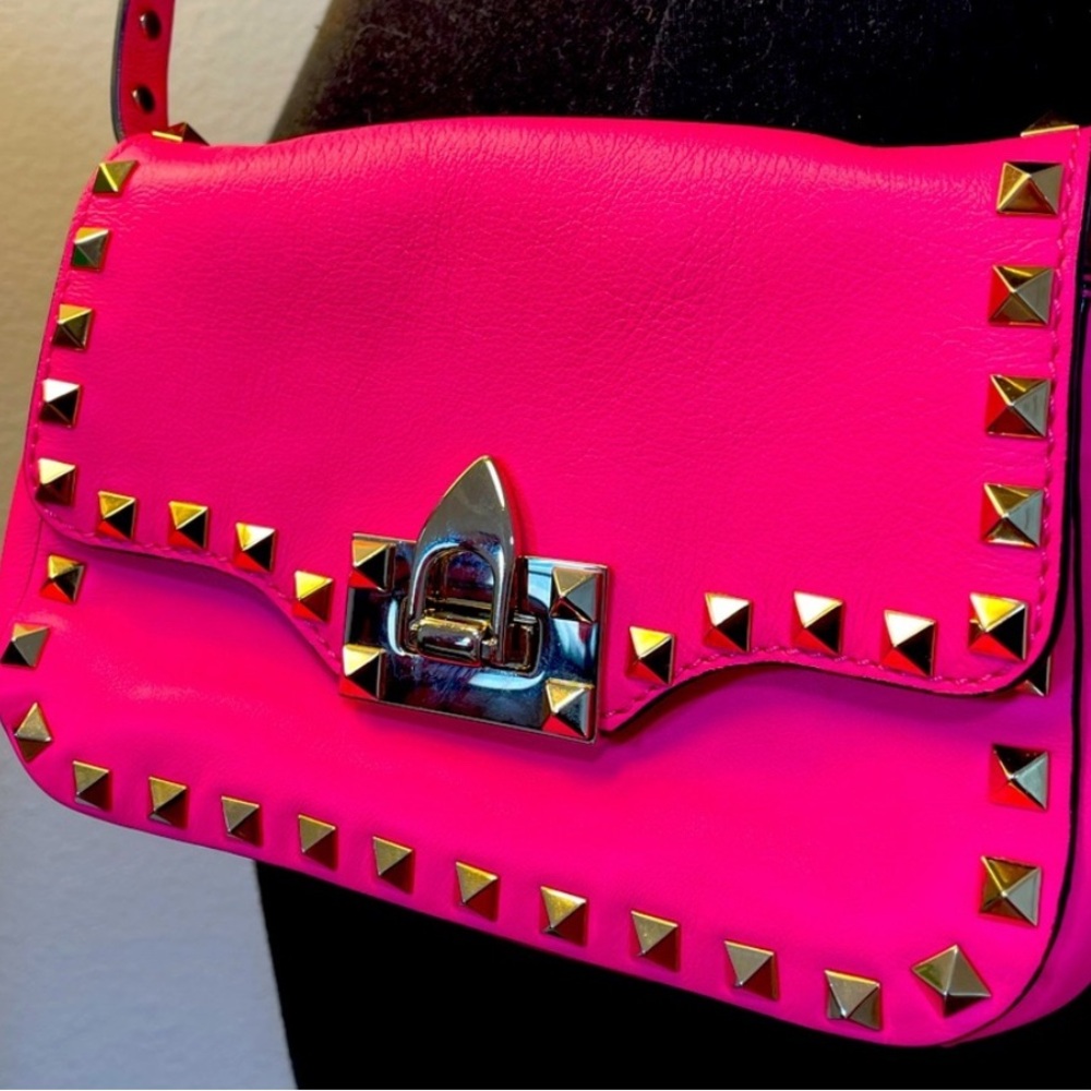 Authenticated Valentino Small Rockstud Crossbody … - image 1